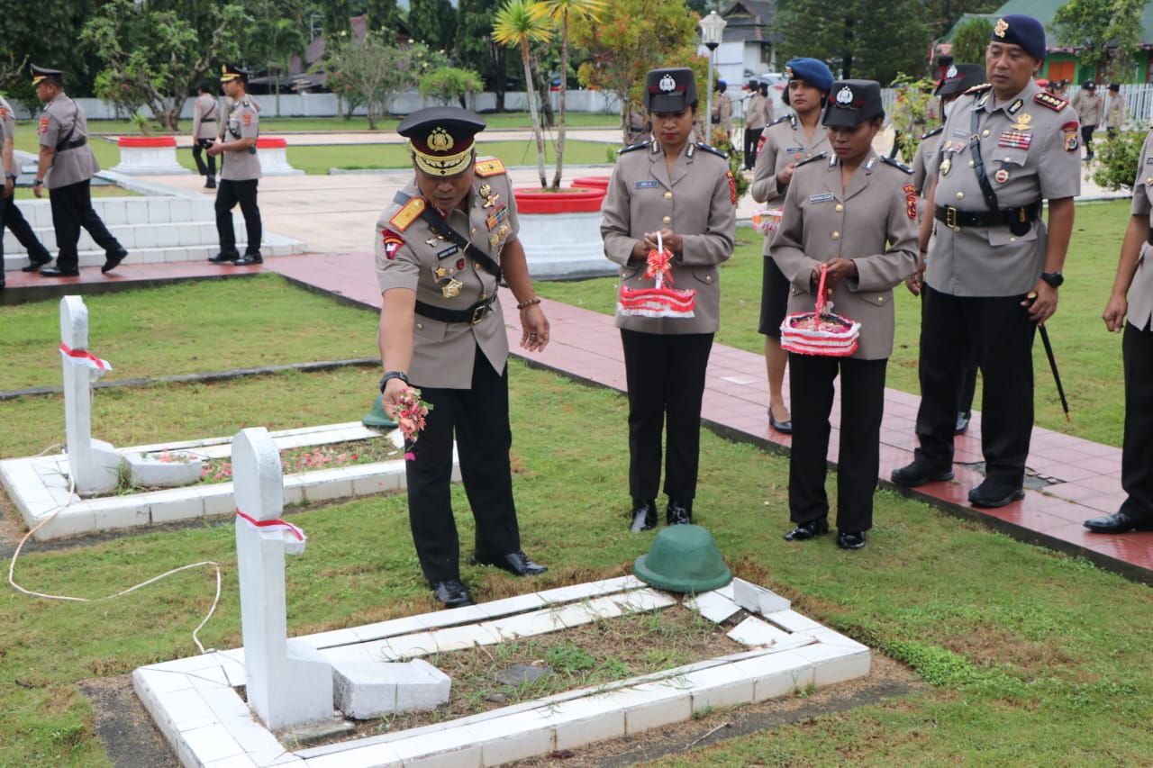 Dialog Interaktif di Jayapura Bahas Polri Presisi dan Peran Polwan dalam Persiapan Pemilu 2024