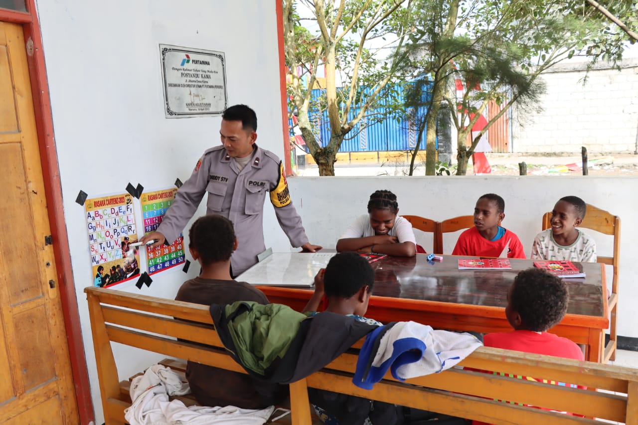 Program Si Ipar Beri Layanan Pendidikan Bagi Anak Putus Sekolah Wamena