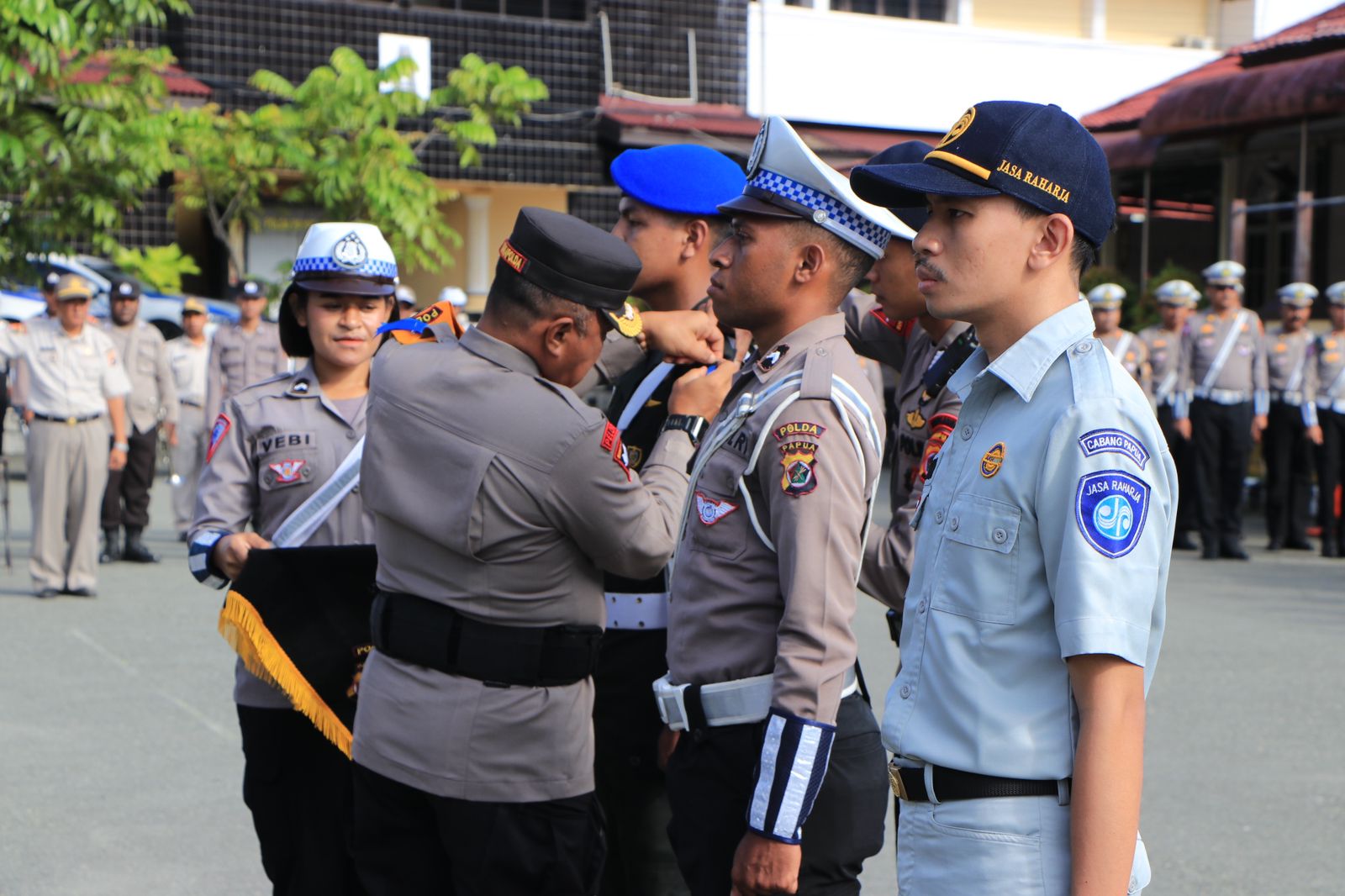 Wakapolda Papua Pimpin Apel Gelar Pasukan Operasi Zebra Cartenz Tahun 2023