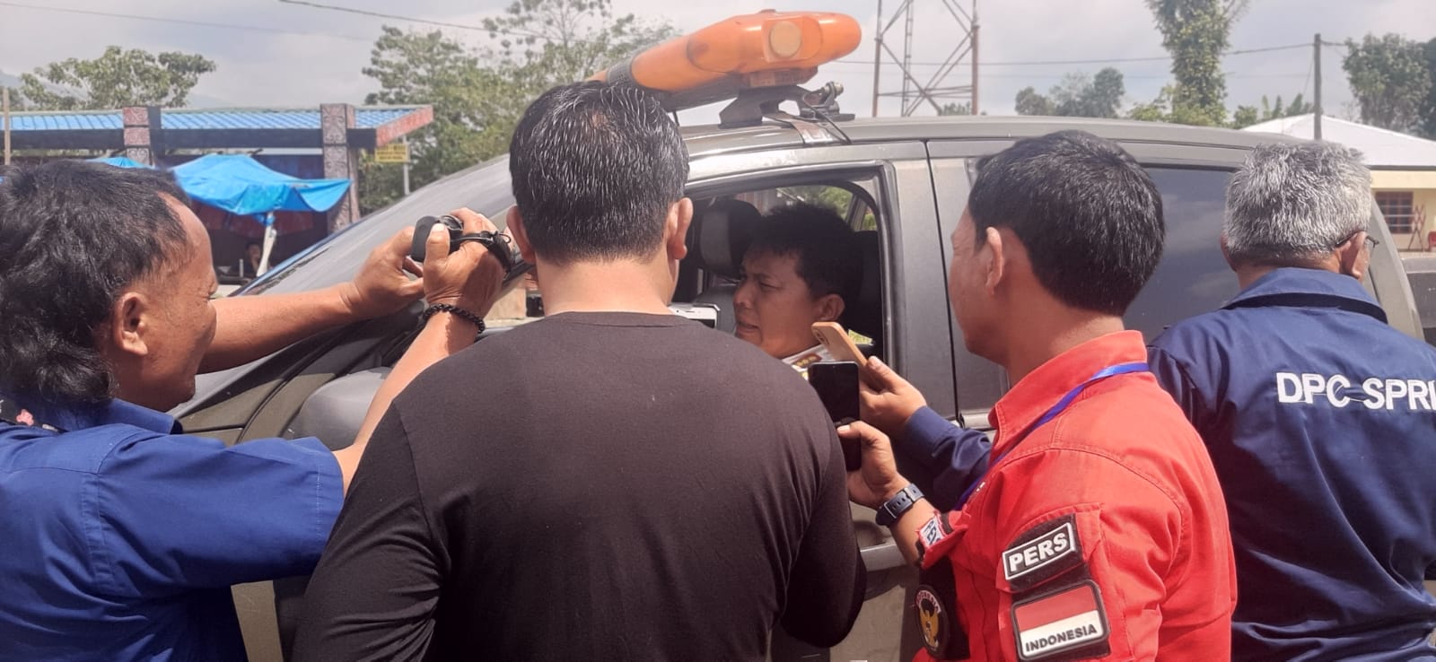 Komisi C Gelar Rspat Tertutup bersama PT Nusantara Hidrotama dab sejumlah SKPD di Kawal TNI