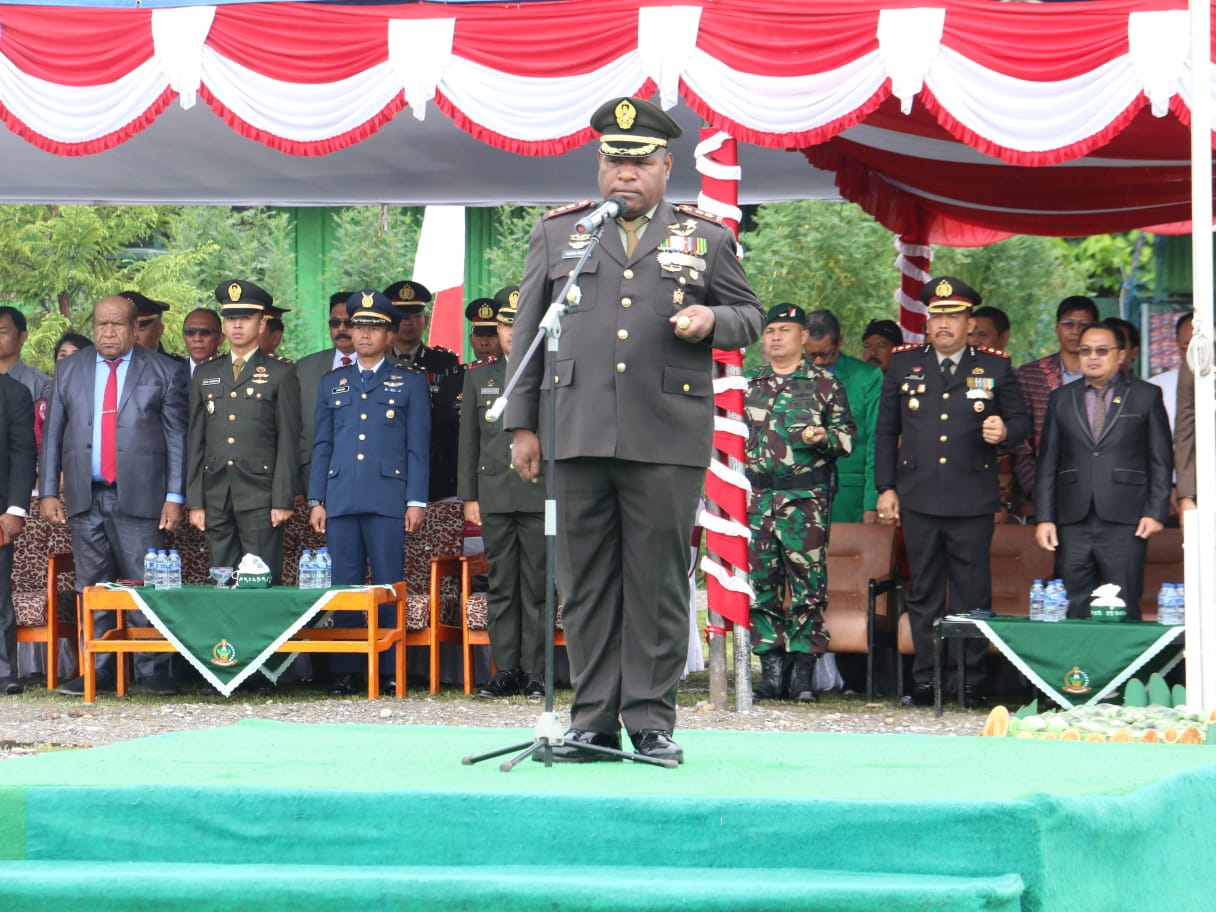 Dandim 1702/Jayawijaya pimpin Upacara Peringatan HUT TNI ke-78 Tahun 2023