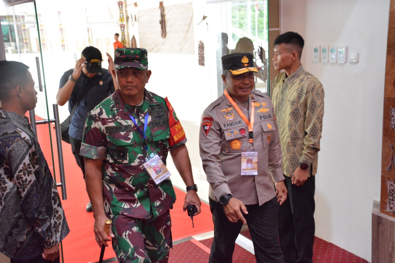 Wakapolda Papua Hadiri Penyerahan Sertifikat Tanah oleh Wakil Presiden RI di Papua Youth Creative Hub