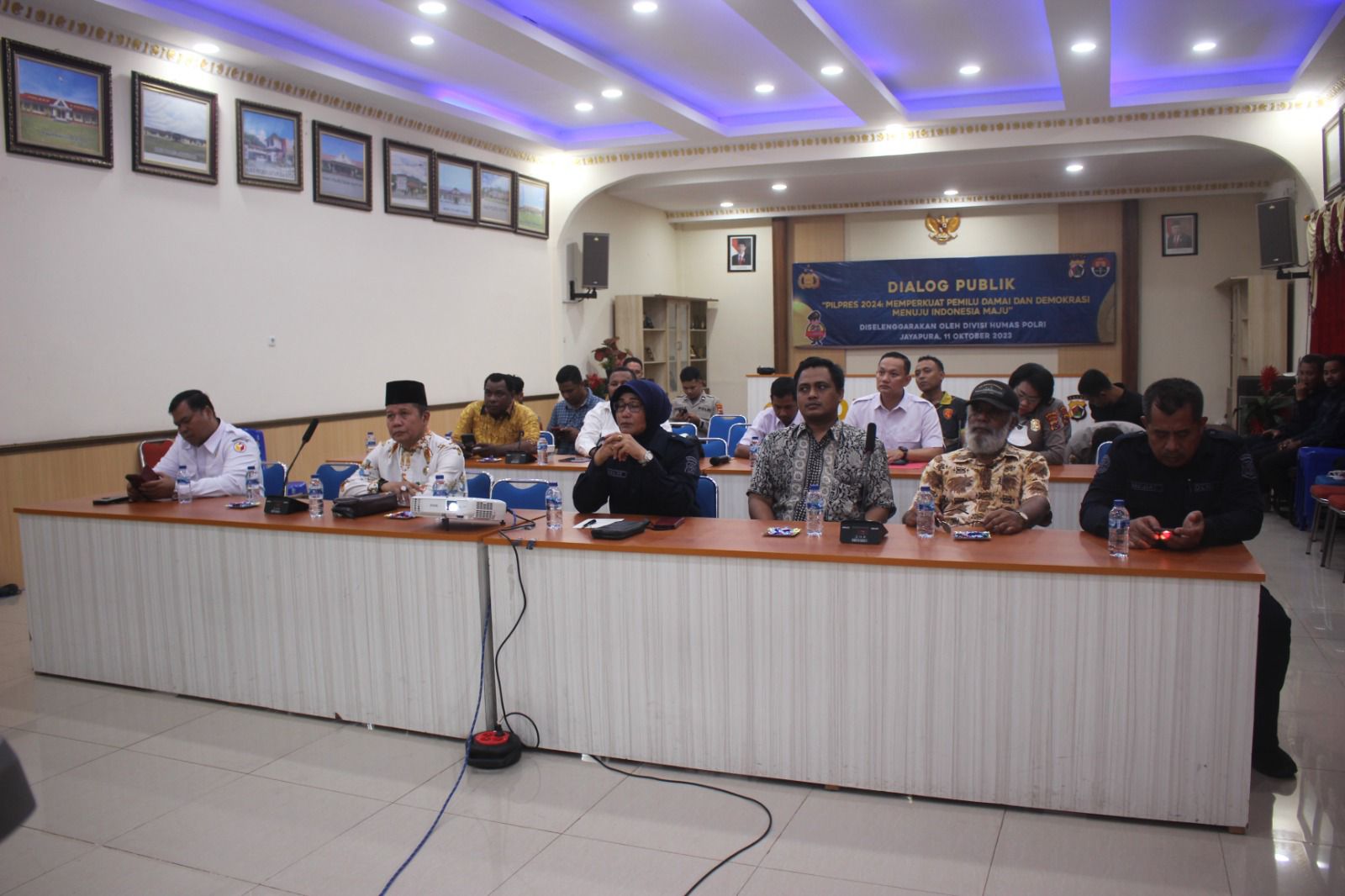 Bid Humas Polda Papua dan Tokoh Masyarakat Ikuti Dialog Publik Melalui Zoom Meeting