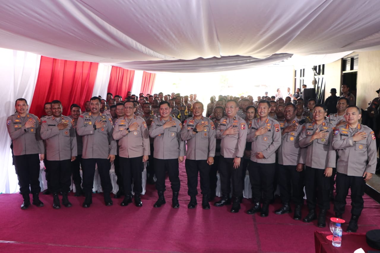 Kabaharkam Polri Gelar Tatap Muka Bersama Bhabinkamtibmas Papua Pegunungan di Polres Jayawijaya