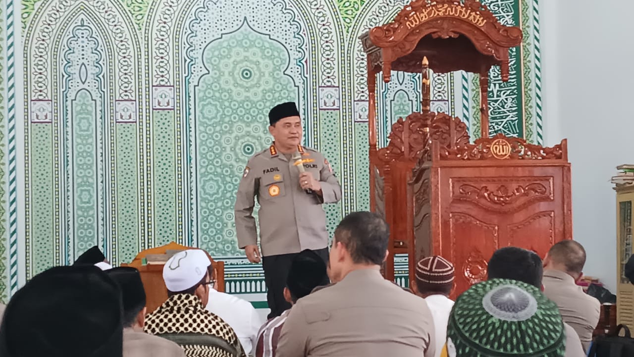 Kabaharkam Polri Ajak Masyarakat Jayawijaya Jaga Persatuan Menjelang Pemilu 2024