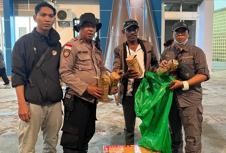 Polsek KPL Amankan Ganja Dan Burung Cenderawasih Di Pelabuhan Laut Jayapura