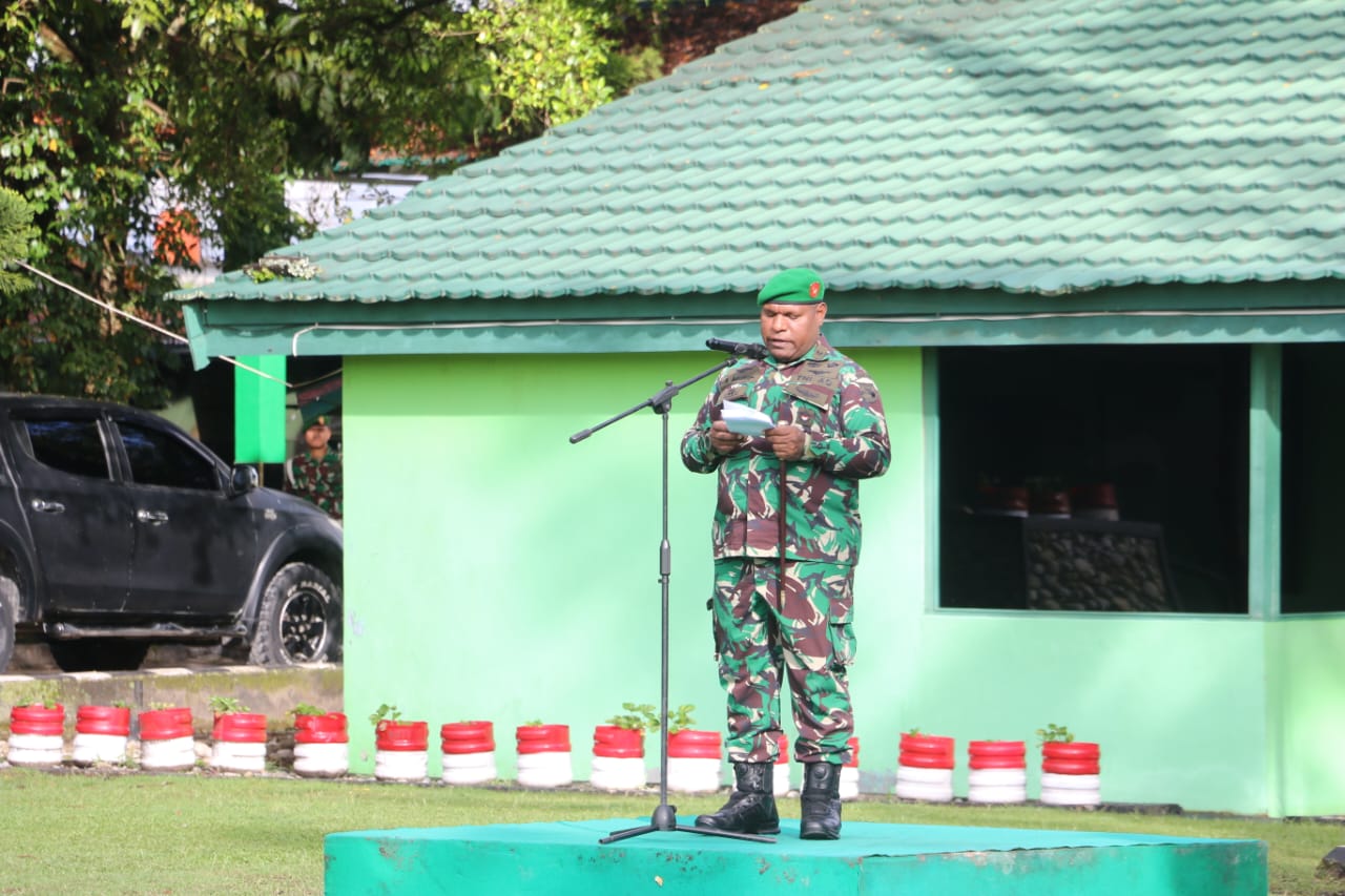 Pimpin upacara 17-an,  Dandim 1702/JWY Bacakan Amanat Panglima TNI