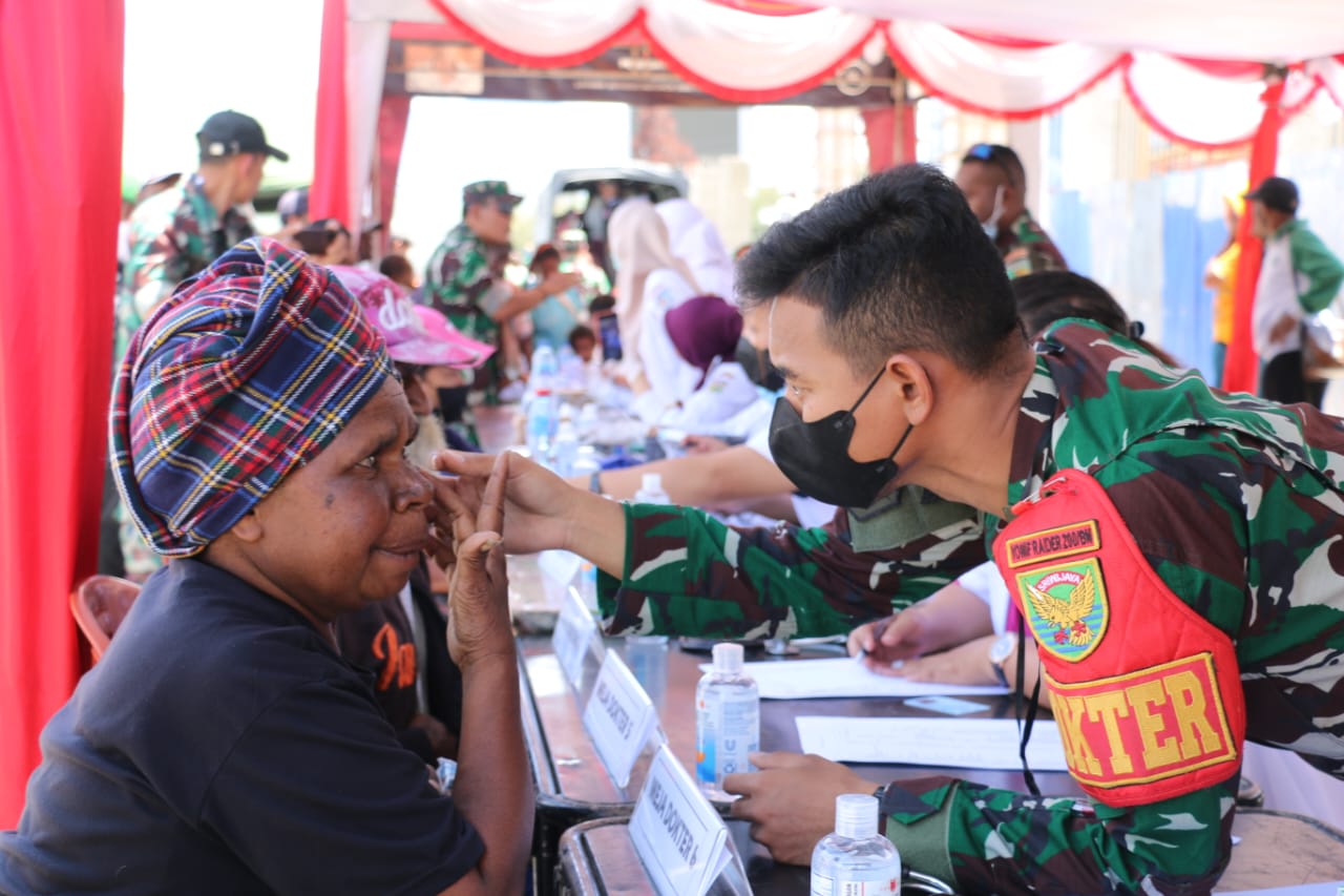 Kitorang Melihat Terang, Kodim 1702/JWY Dukung Bakti Sosial di Papua Pegunungan