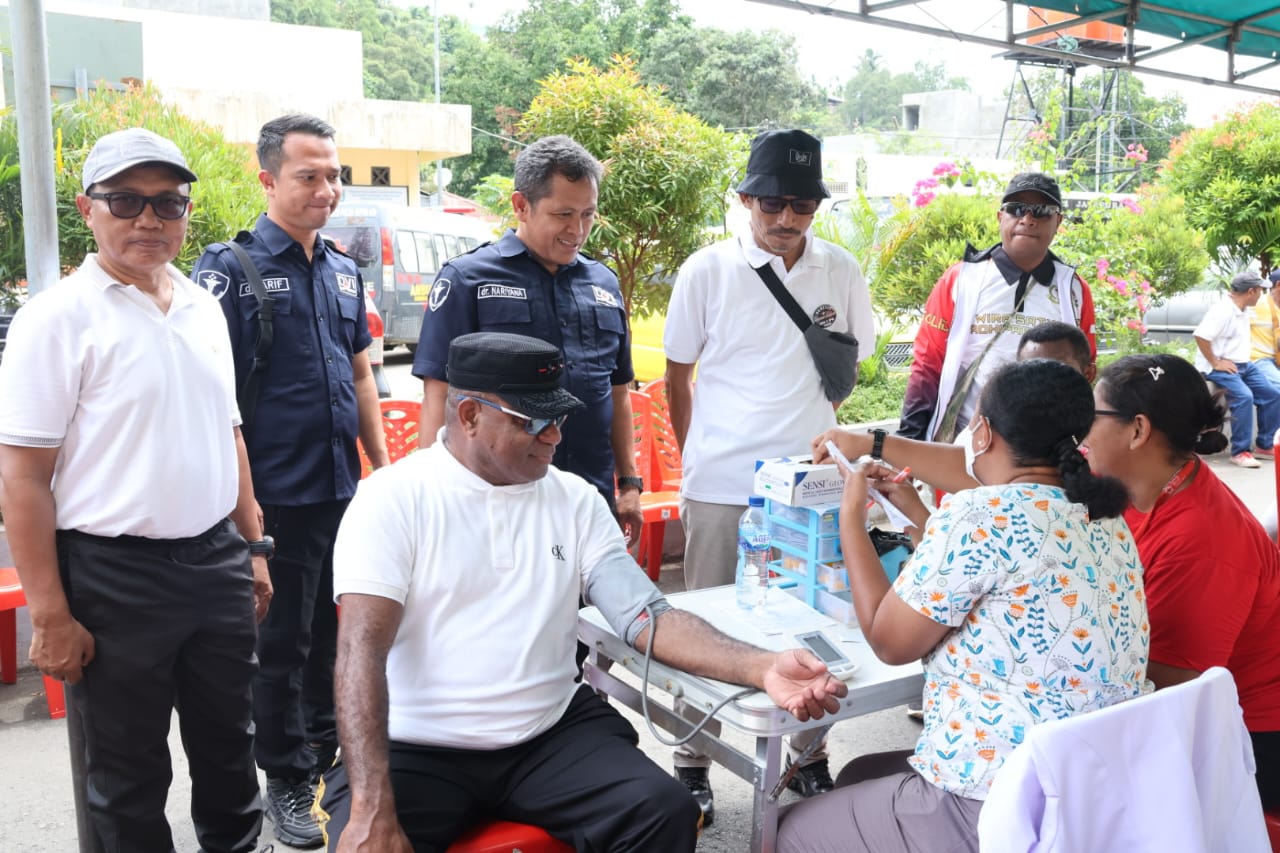 Kapolda Papua Ikuti Reuni Akbar Alumni SMA Negeri 2 Jayapura