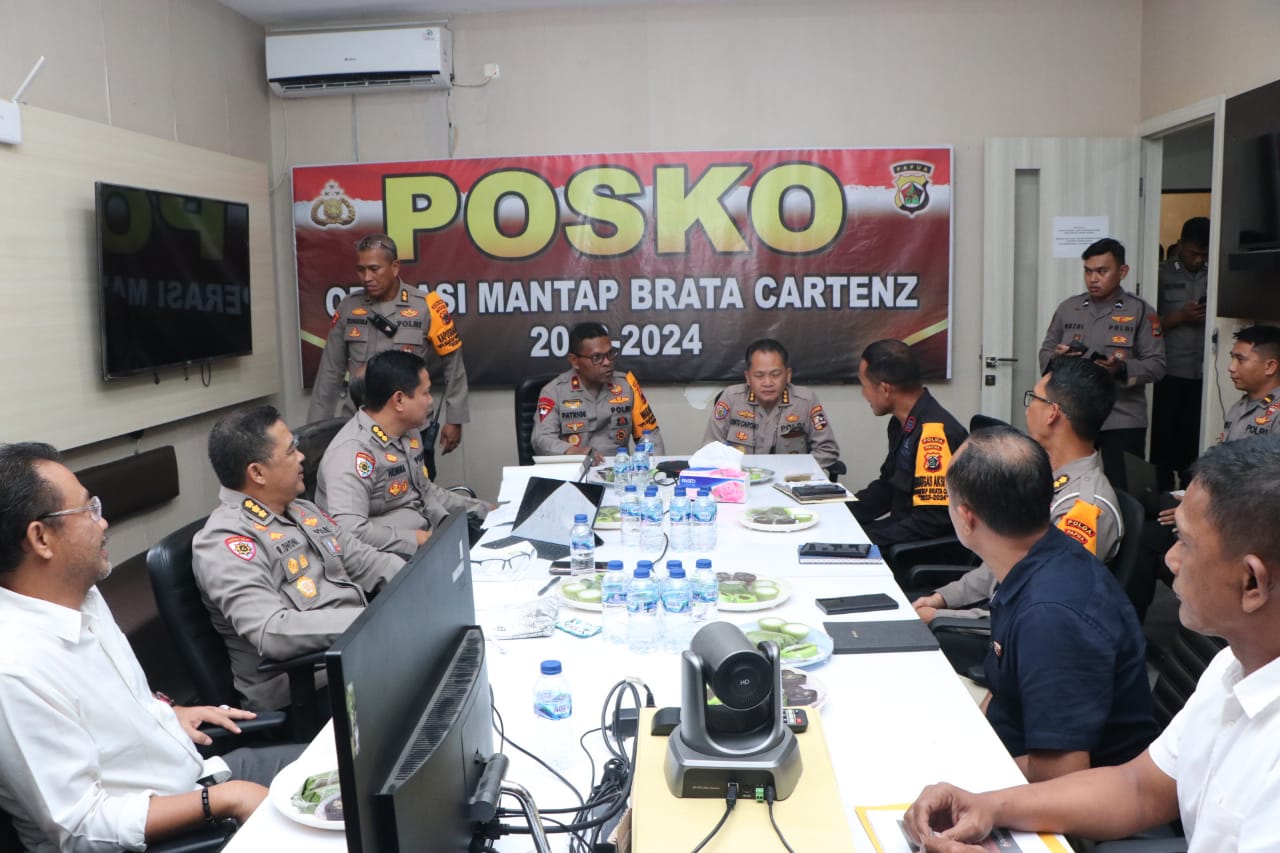 Wakapolda Papua Dampingi Tim Asistensi Mabes Polri Tinjau Posko Ops Mantap Brata Cartenz 2023
