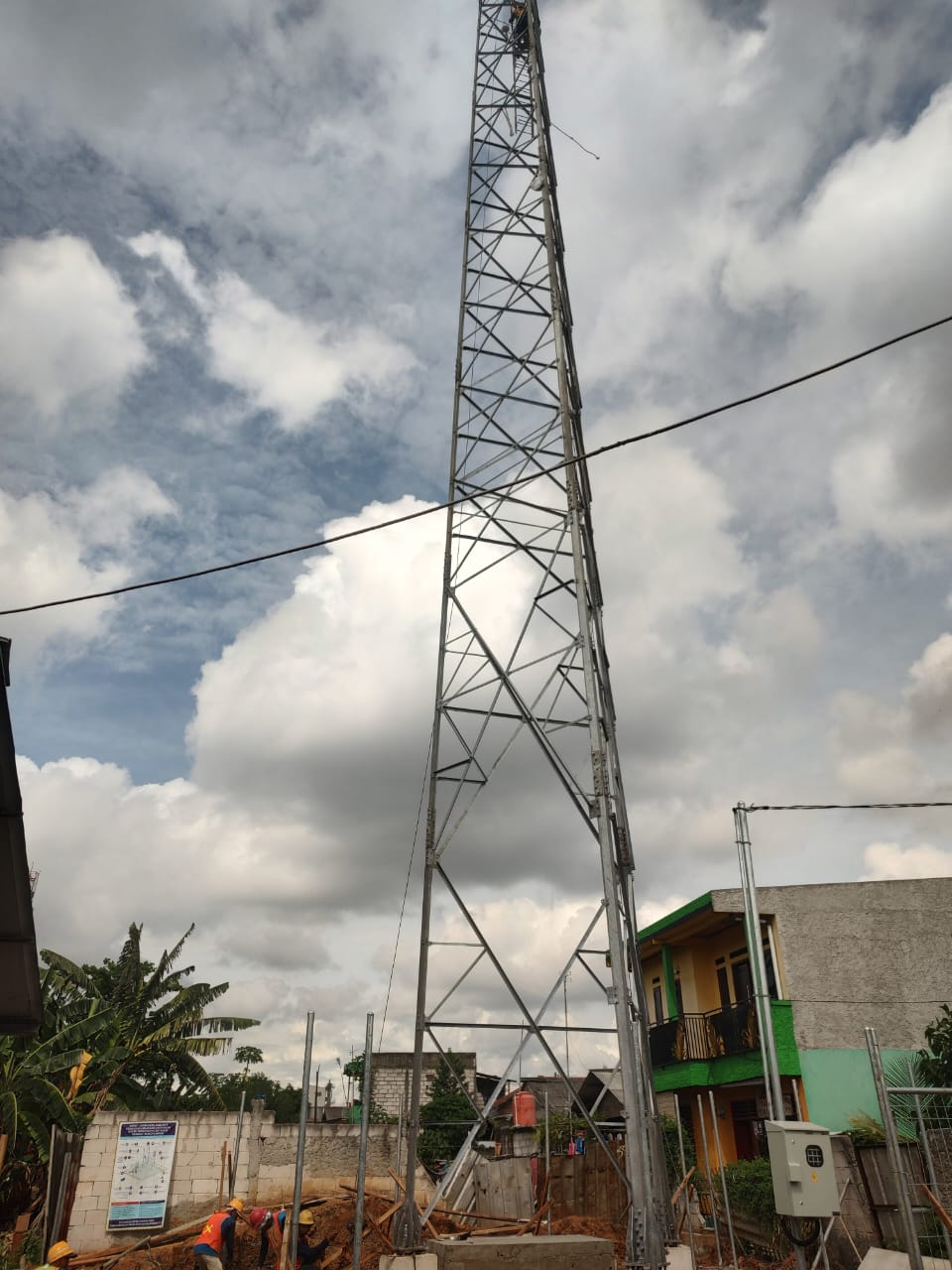 Jadi Hutan Tower, Bupati Diminta Tegas Untuk menindak proyek BTS yang tidak punya ijin