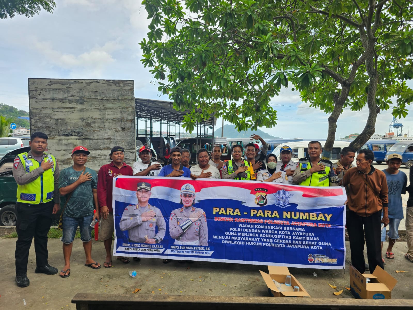 Cooling System melalui Para-Para Numbay Sat Lantas Polresta, Ajak Sopir Taksi Tertib Berlalu Lintas