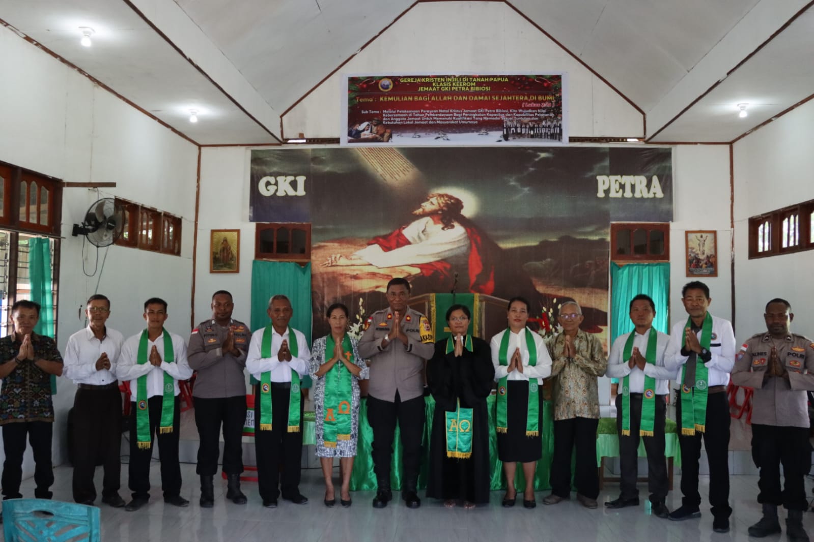 Wakapolres Keerom Laksanakan Program Minggu Kasih Bersama Jemaat Gereja di Kabupaten Keerom