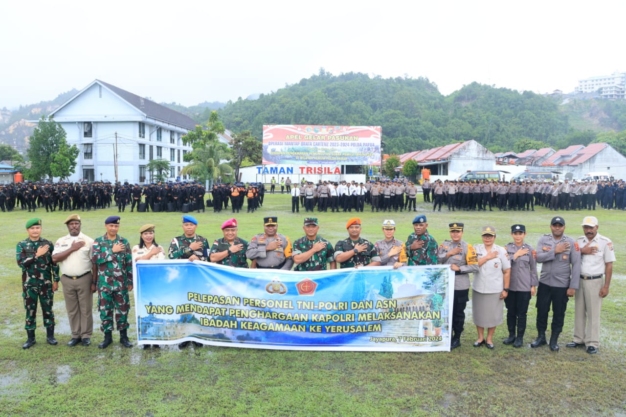 Kapolda Papua Lepas Personel TNI-Polri Menuju Ibadah Keagamaan di Yerusalem