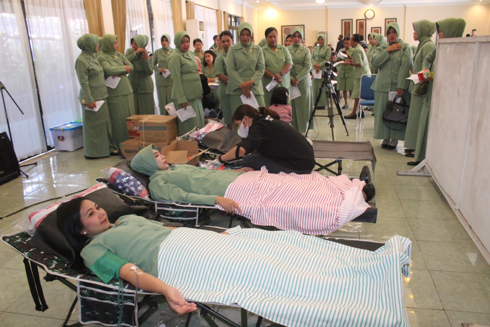 Persit KCK Koorcab Rem 172 Sumbang 519 Kantong Darah Untuk PMI