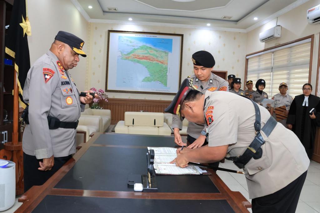 Kapolda Papua Pimpin Serah Terima Jabatan Kapolres Tolikara Polda Papua
