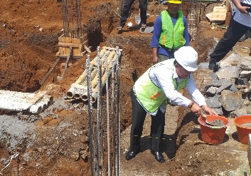 Kepala Kemenag Ciamis Lakukan Peletaksn Batu Pertama Pembangunan MTSN3 Ciamis   