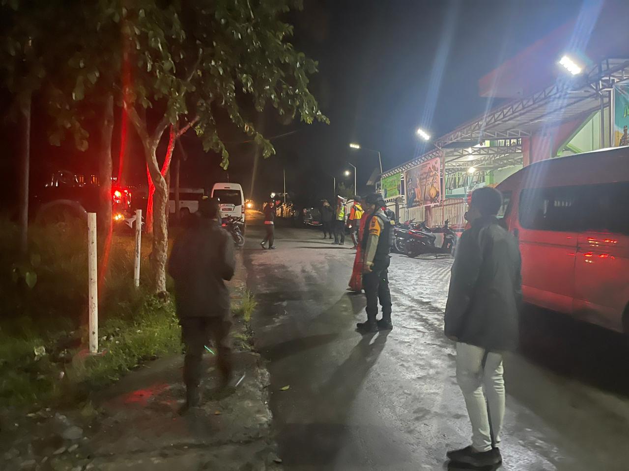 Sinergitas TNI-Polri Kabupaten Puncak Jaya dalam Mengamankan Jalannya Pelaksanaan Kegiatan Ibadah Sholat Tarawih