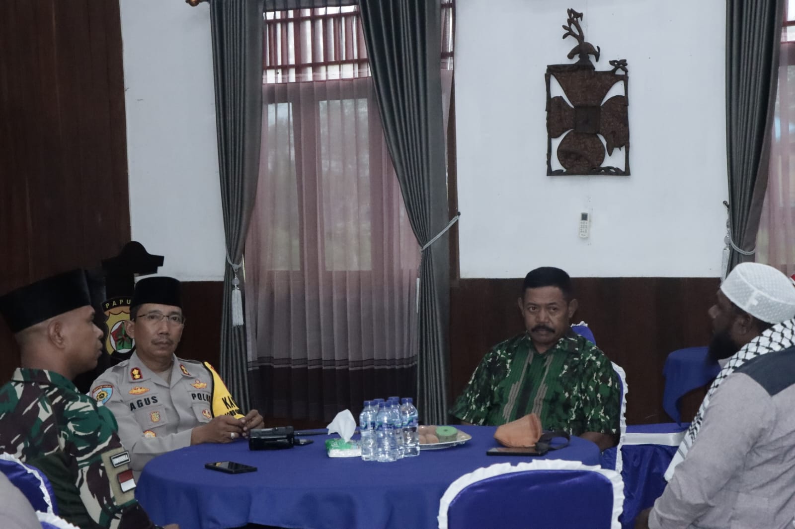 Mempererat Tali Silaturahmi, Buka Puasa Bersama TNI-Polri di Polres Asmat