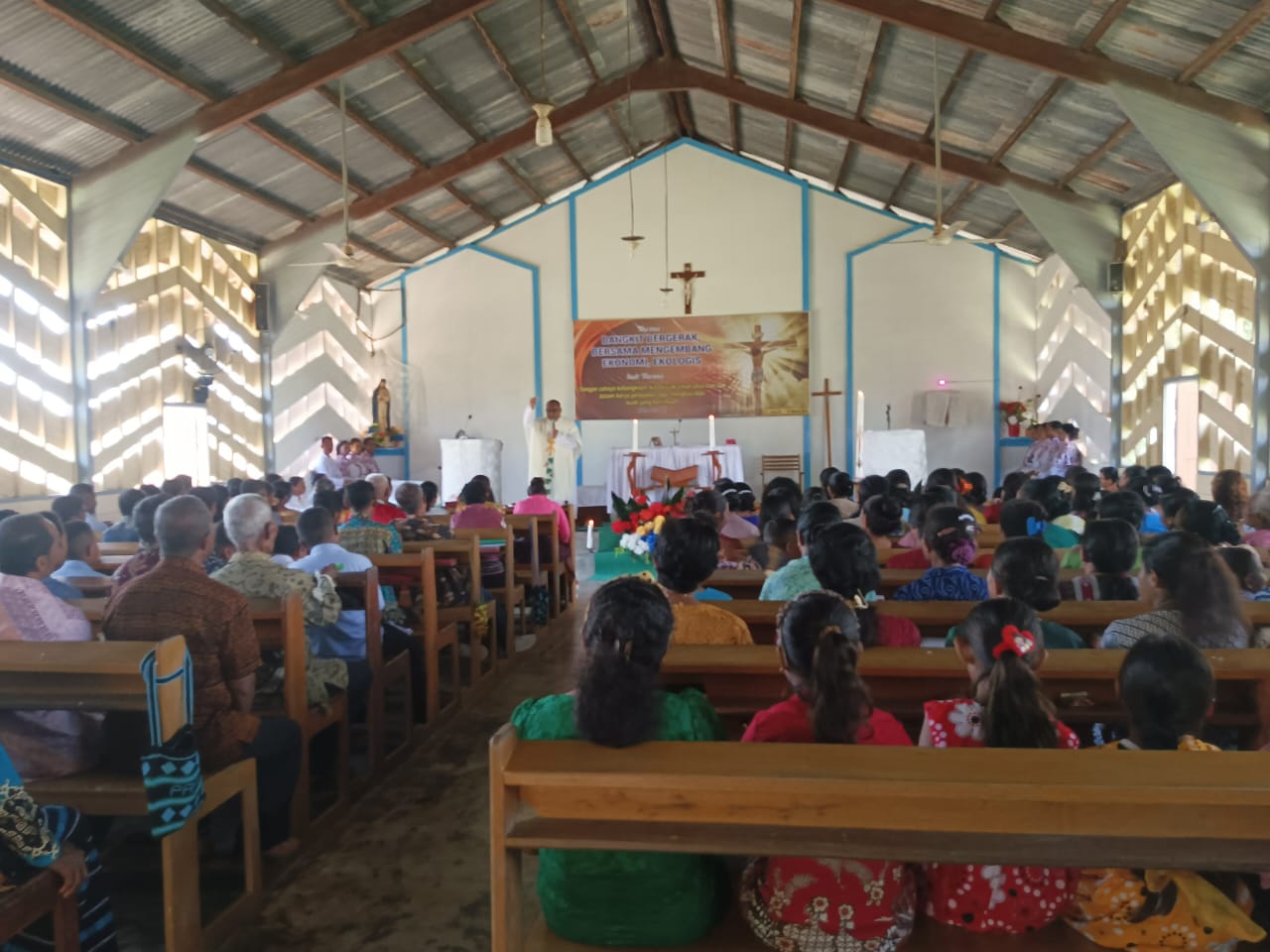 Perayaan Ibadah Paskah Di Kab.Keerom Berjalan Aman dan Penuh Suka Cita