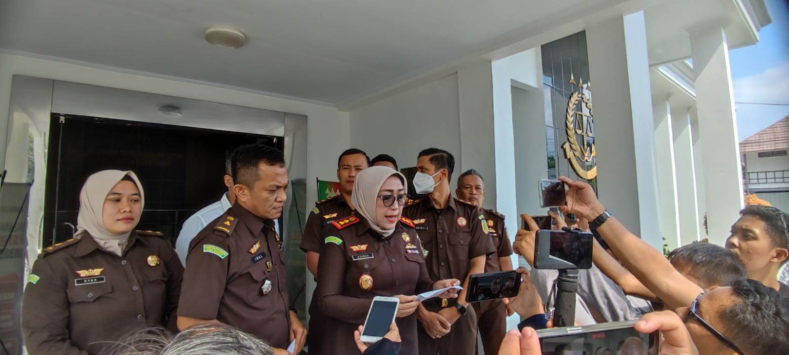 RUGIKAN NEGARA HINGGA 56 M KEJARI CIAMIS TAHAN DUA TERSANGKA