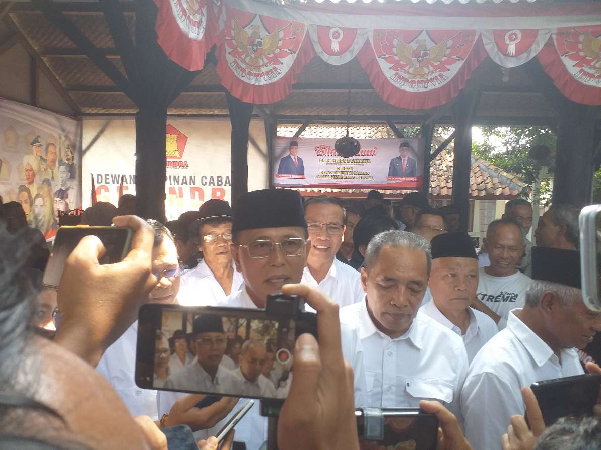 Dr Herdiat Sunarya Silaturahmi Ke Partai Gerindra di Terima Pengurus DPC Serta Jajaran