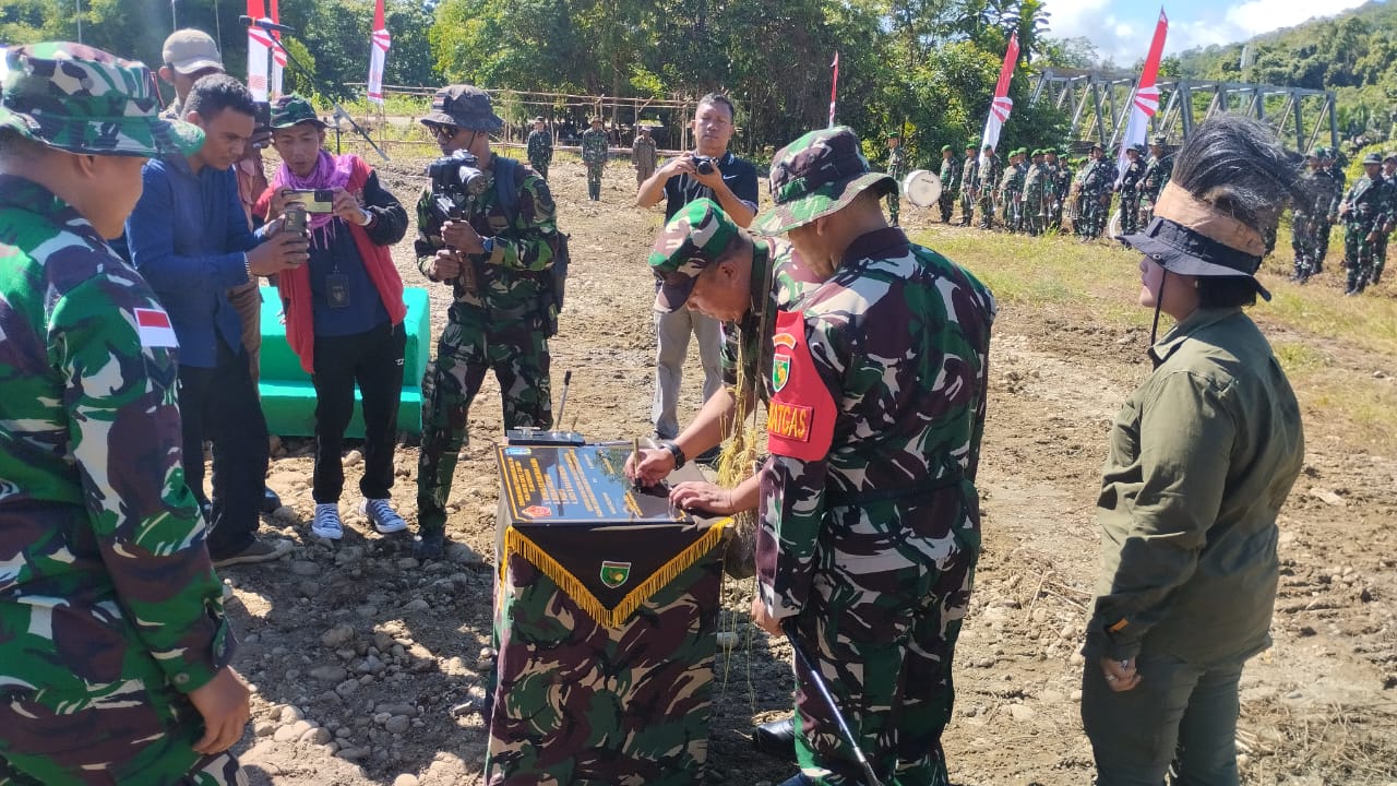 Berhasil Membangun Gereja, Kasrem 172/PWY Tutup TMMD Ke-120 Di Distrik Airu