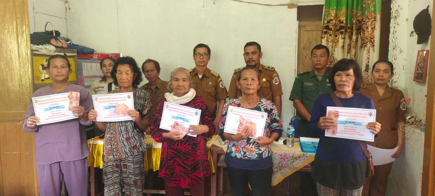 Pemdes Rampah Salurkan BLT DD Kepada 36 KPM  Triwulan II 