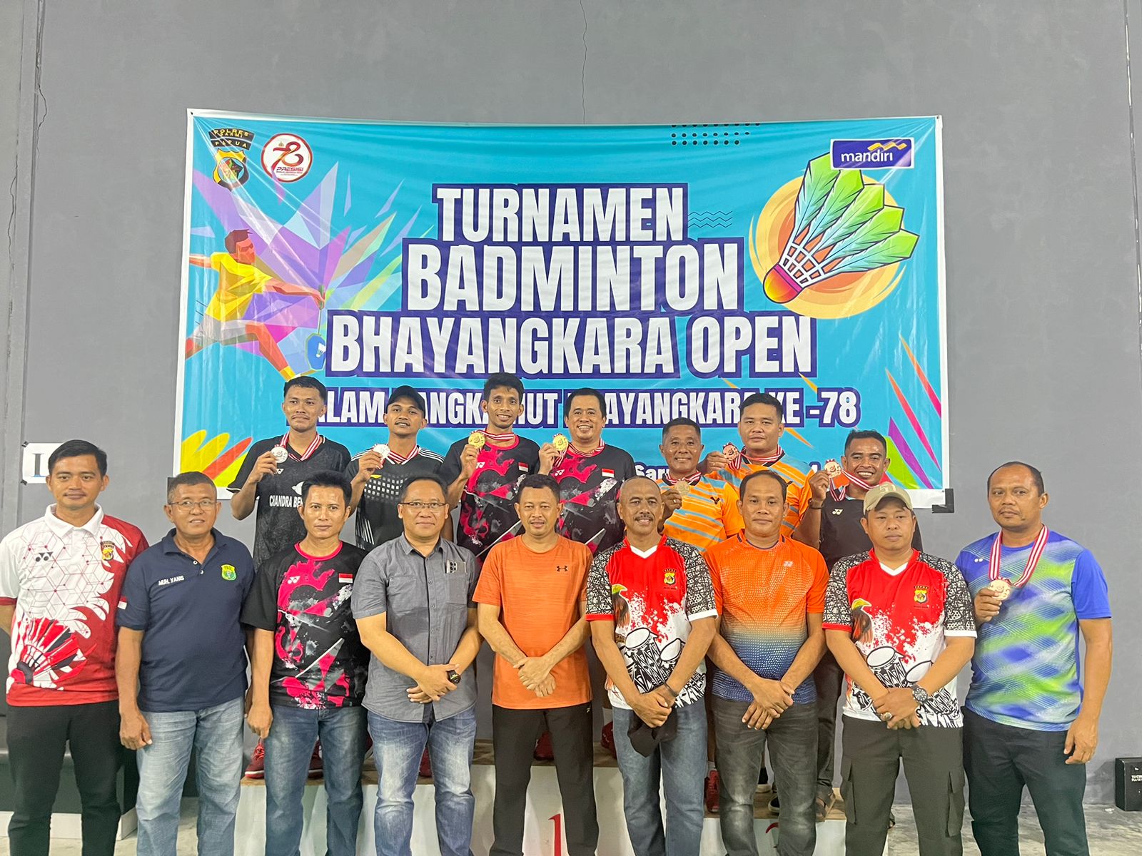 Penutupan Turnamen Badminton dalam Rangka Hari Bhayangkara ke-78 di Sarmi Tahun 2024