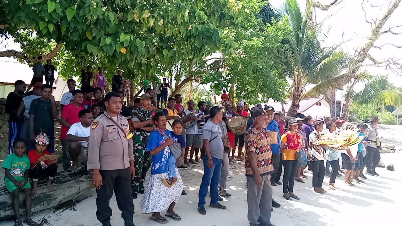 Monitor Kegiatan Penyambutan Mahasiswa KKN-UGM ke Kampung Pulau liki