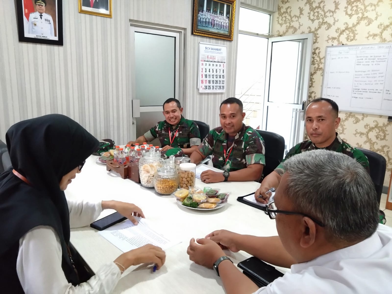 Pasis Dikreg Seskoad LXIV TA 2024 mengunjungi kantor dinas Peternakan dan Perikanan dan Dinas UKM Koperasi dan Disperindag Kabupaten Purwakarta (Kamis Tgl 4 Juli 2024)