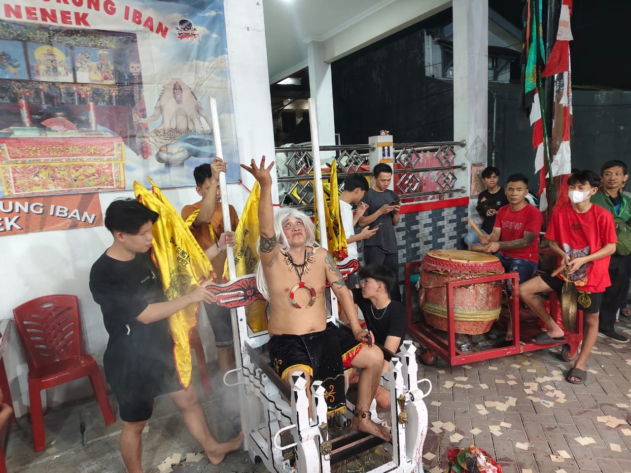 Suhu Bui Sang Menggelar Ulang Tahun Leluhur Sen She Dayak Sungkung Iban Nenek ke -331 H