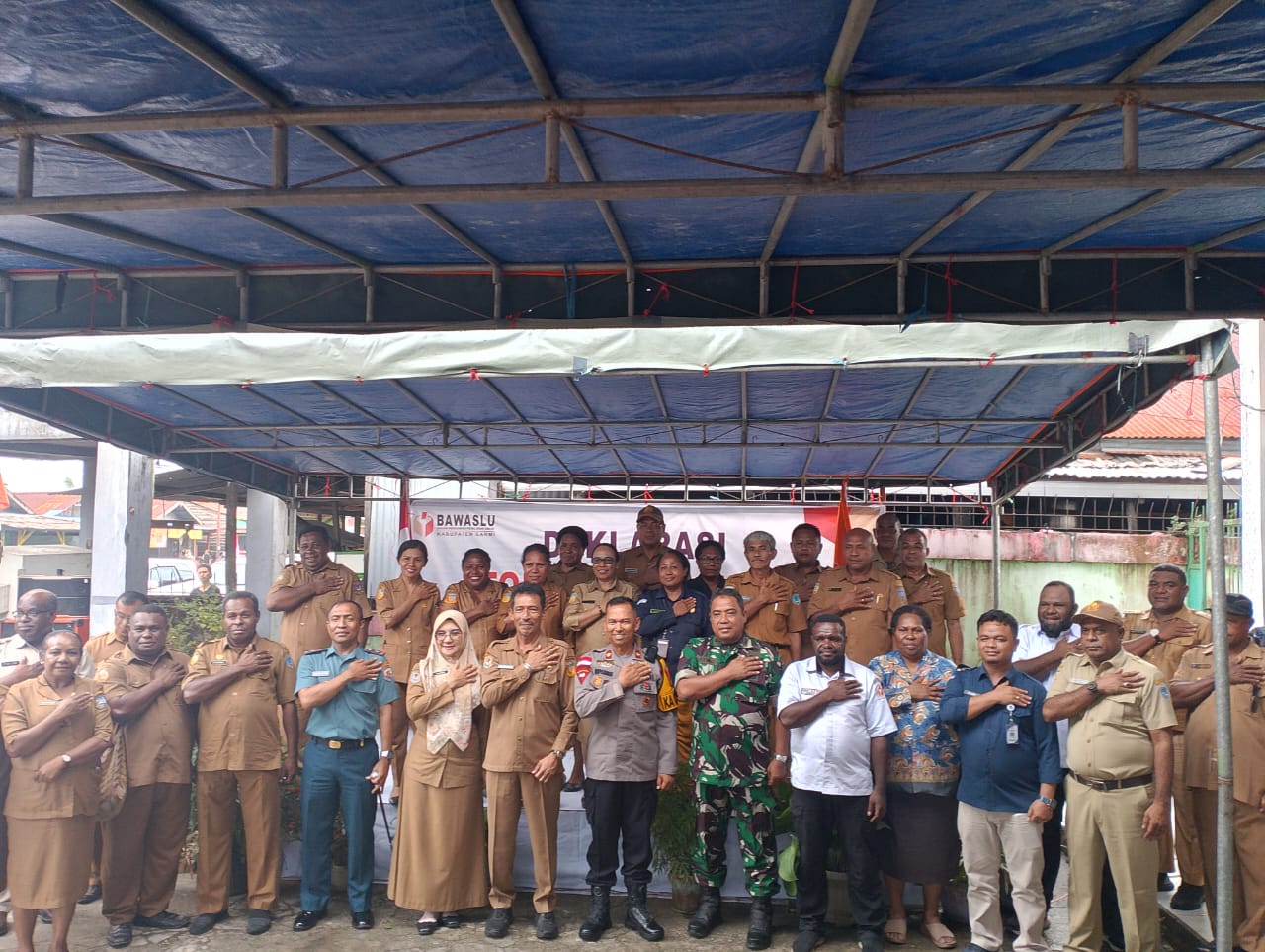 Kapolres Sarmi Hadiri Giat Deklarasi tolak dan lawan politik uang dan politisasi sara untuk pilkada 2024 berintegritas