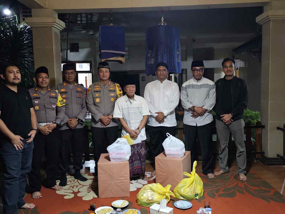 Sowan ke Kyai, Kapolresta Cilacap Minta Doa Diberi Kelancaran Amankan Pilkada 2024