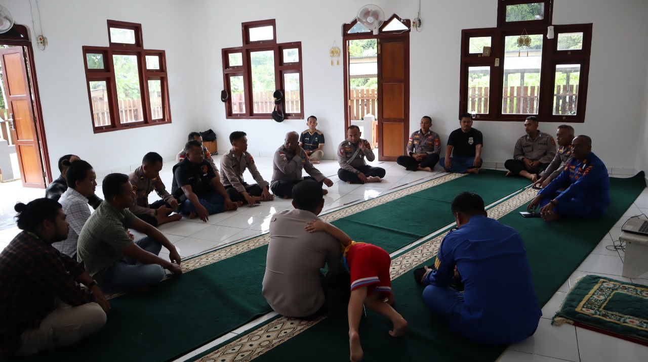 Polres Sarmi Gelar Binrohtal Bagi Personil beragama Muslim