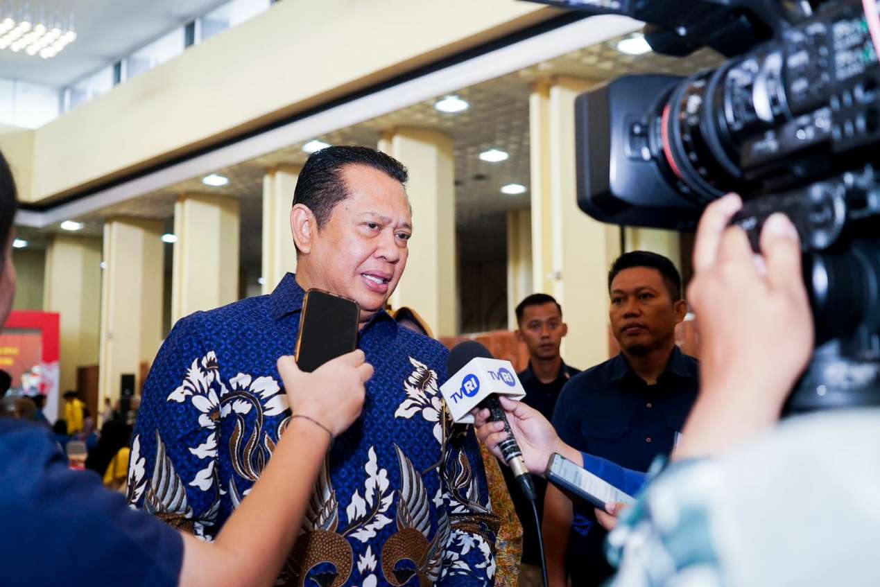 Sosialisasi Empat Pilar MPR RI bersama Yayasan Jimly School of Law dan Mahasiswa Lintas Kampus, Ketua MPR RI Bamsoet Dorong Perubahan Ke-5 UUD NRI 1945