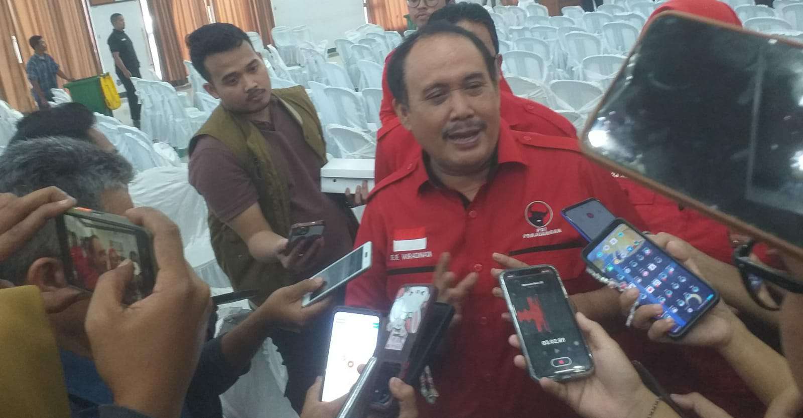 Jeje Wiradinata Calon Gubernur Jawa Barat Soroti Kesenjangan Ekonomi & Pendidikan