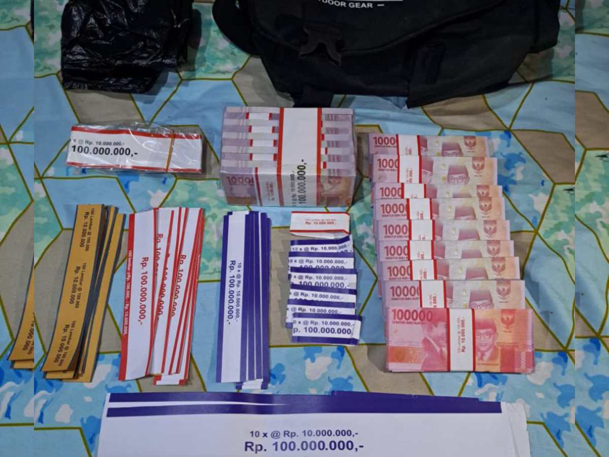 Bareskrim Gerebek Lokasi Percetakan Uang Palsu