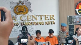 Polisi amankan tiga tersangka dalam kasus tindak pidana asusila di panti asuhan Kota Tangerang. Korban anak-anak dan dewasa, sementara upaya perlindungan terus dilakukan.