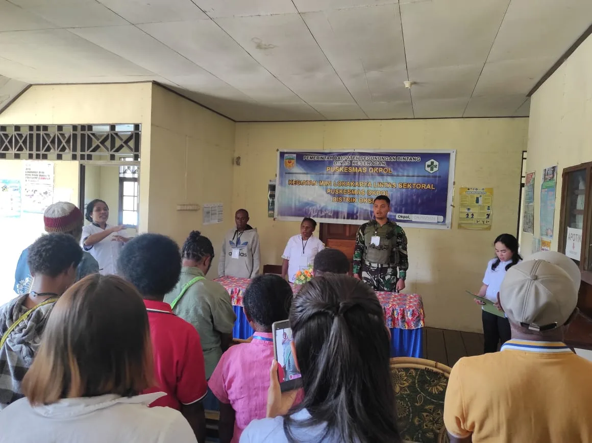 Satgas Yonif 512/QY Ikut serta dalam Pertemuan Lokakarya Mini Lintas Sektoral Puskesmas Okpol di Pegunungan Bintang