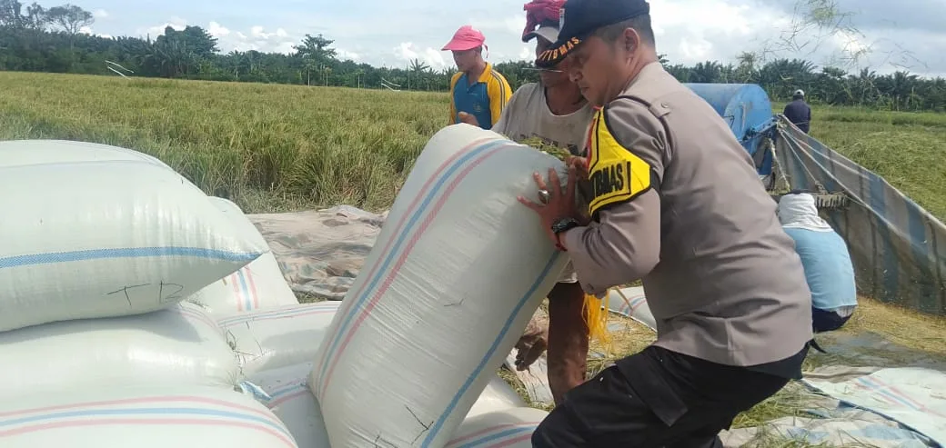 Inisiatif Ketahanan Pangan HAMPANG oleh Polsek Bosar Maligas Menjadi Model Implementasi ASTA CITA Presiden Prabowo