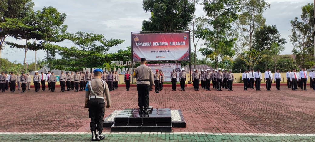 Polres Simalungun Gelar Upacara Bendera Bulanan: Perkuat Ketahanan Pangan, Pemberantasan Narkoba, dan Pilkada Damai