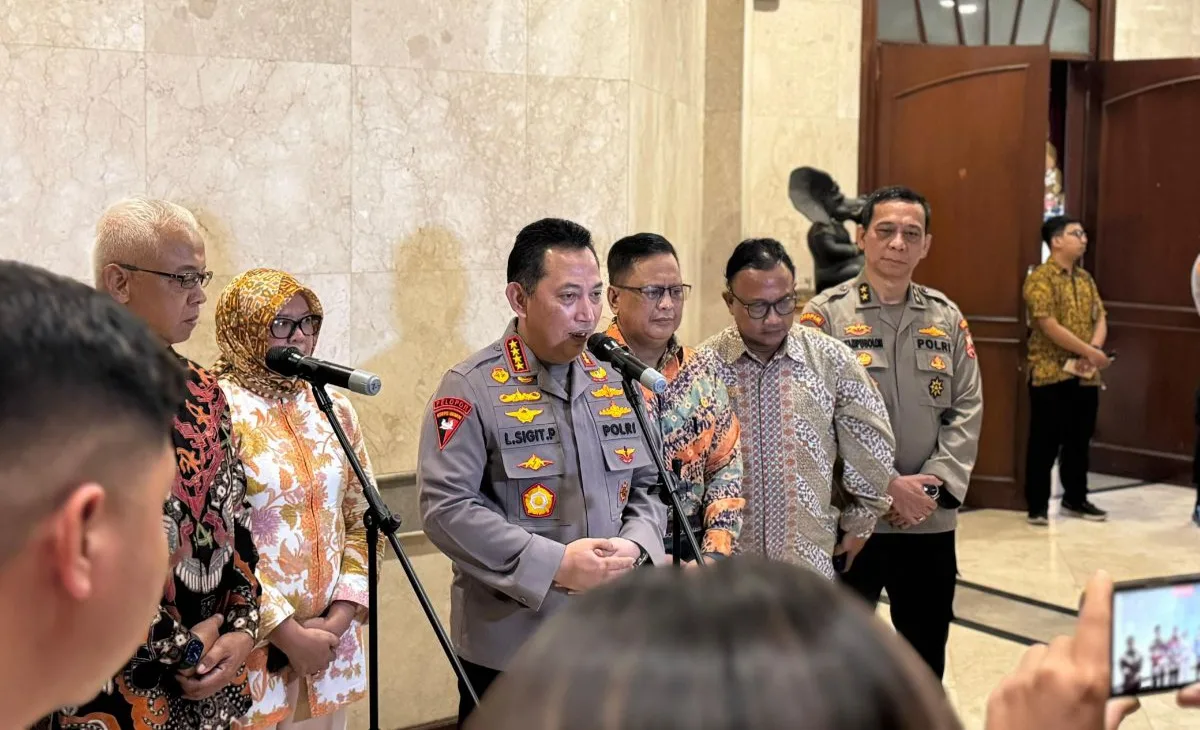 Kapolri Apresiasi Dedikasi Kompolnas 2020-2024, Sambut Hangat Komisioner Kompolnas 2024-2028