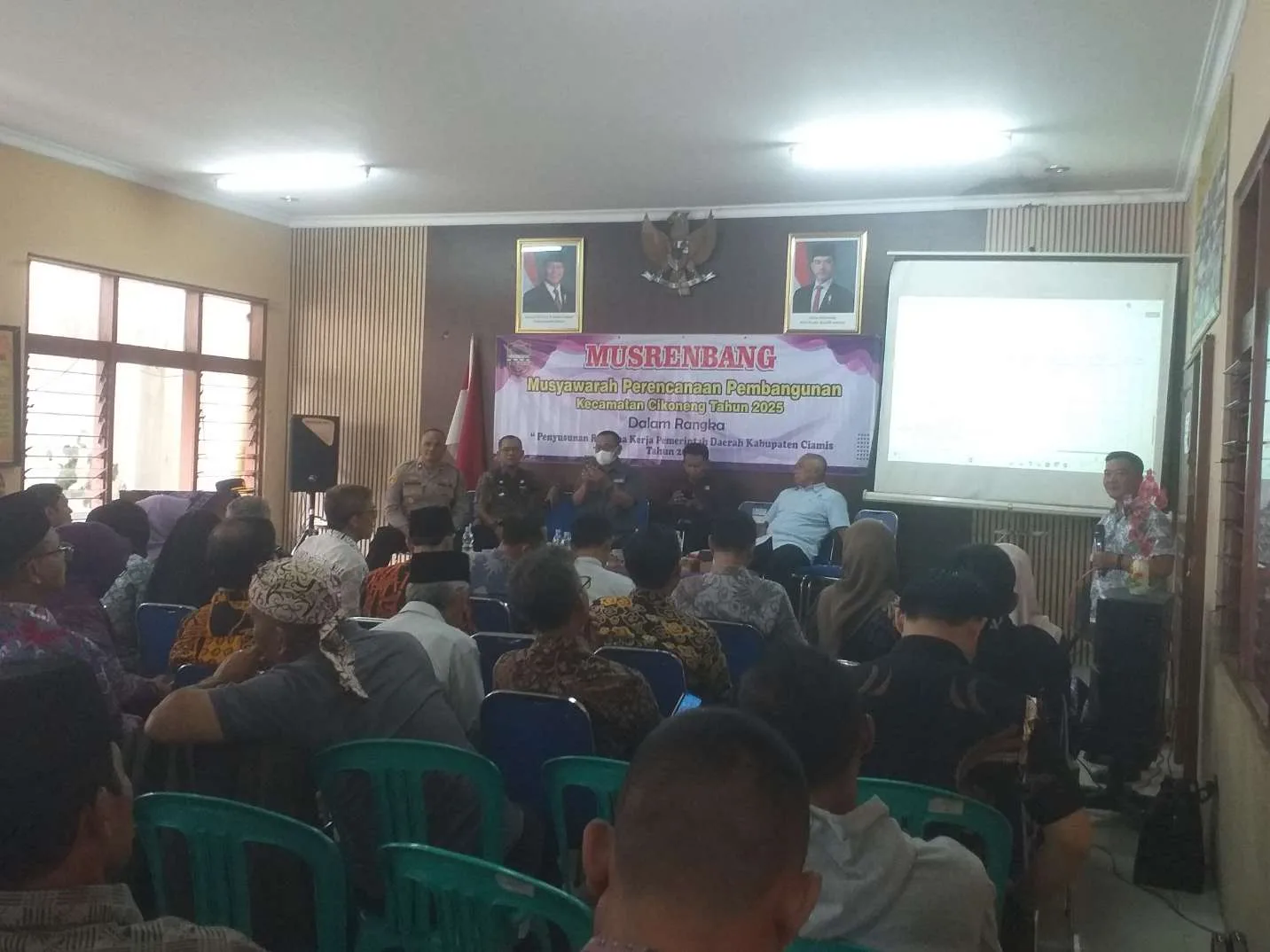 Berbagai Ajuan Insfrsastruktur Dalam Musrembang Tingkat Kecamatan Cikoneng