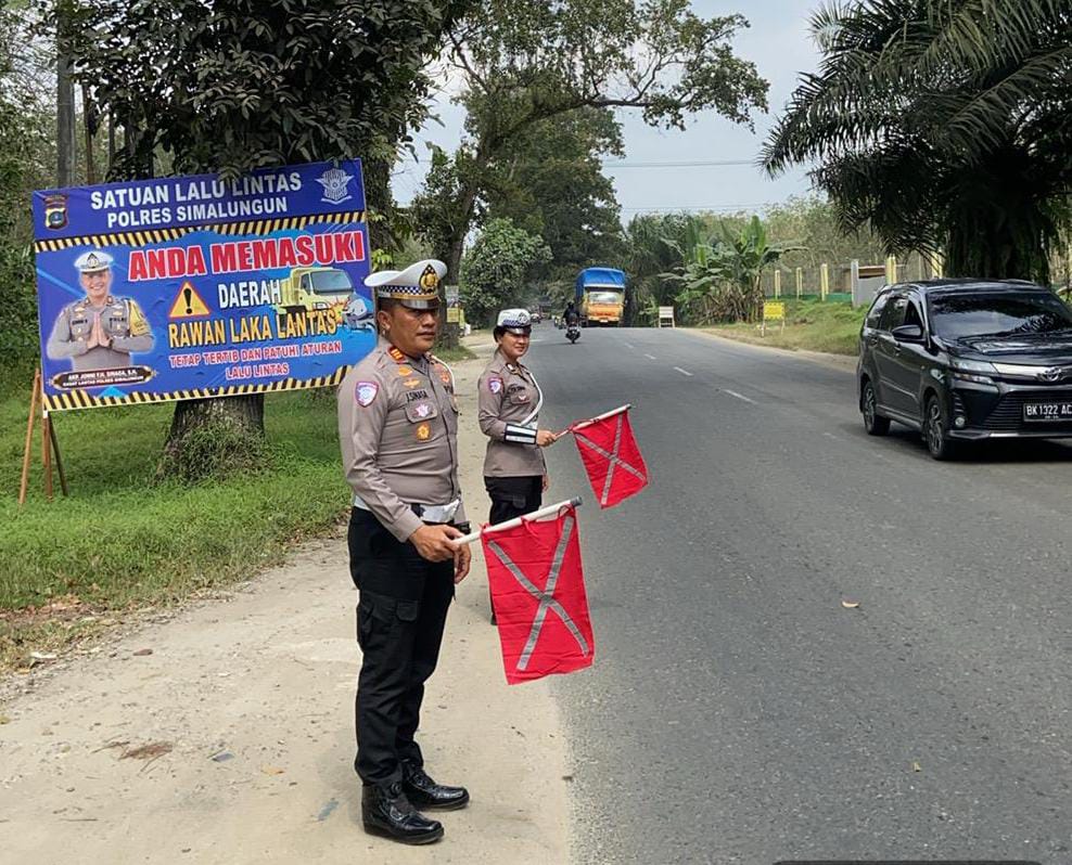 AKP Jonni Kasat Lantas Polres Simalungun Pimpin Langsung Patroli untuk Tekan Angka Kecelakaan di Jalur Perdagangan-Batubara