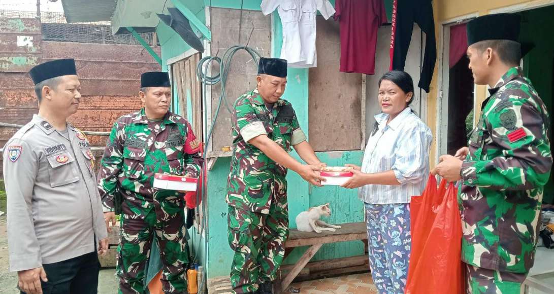 Kodim 0510/Tigaraksa Tebar Kebaikan di Jumat Berkah