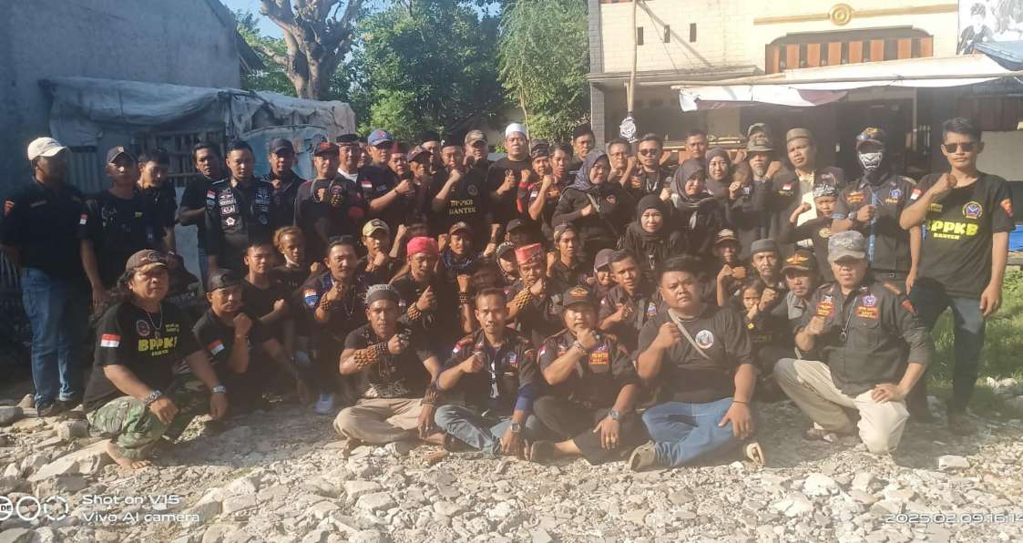 DPRT Tanjakan Mekar ( Garuda Putih ) DPAC Kec. Rajeg BPPKB Banten Adakan Santunan Anak Yatim dan Dhuafa