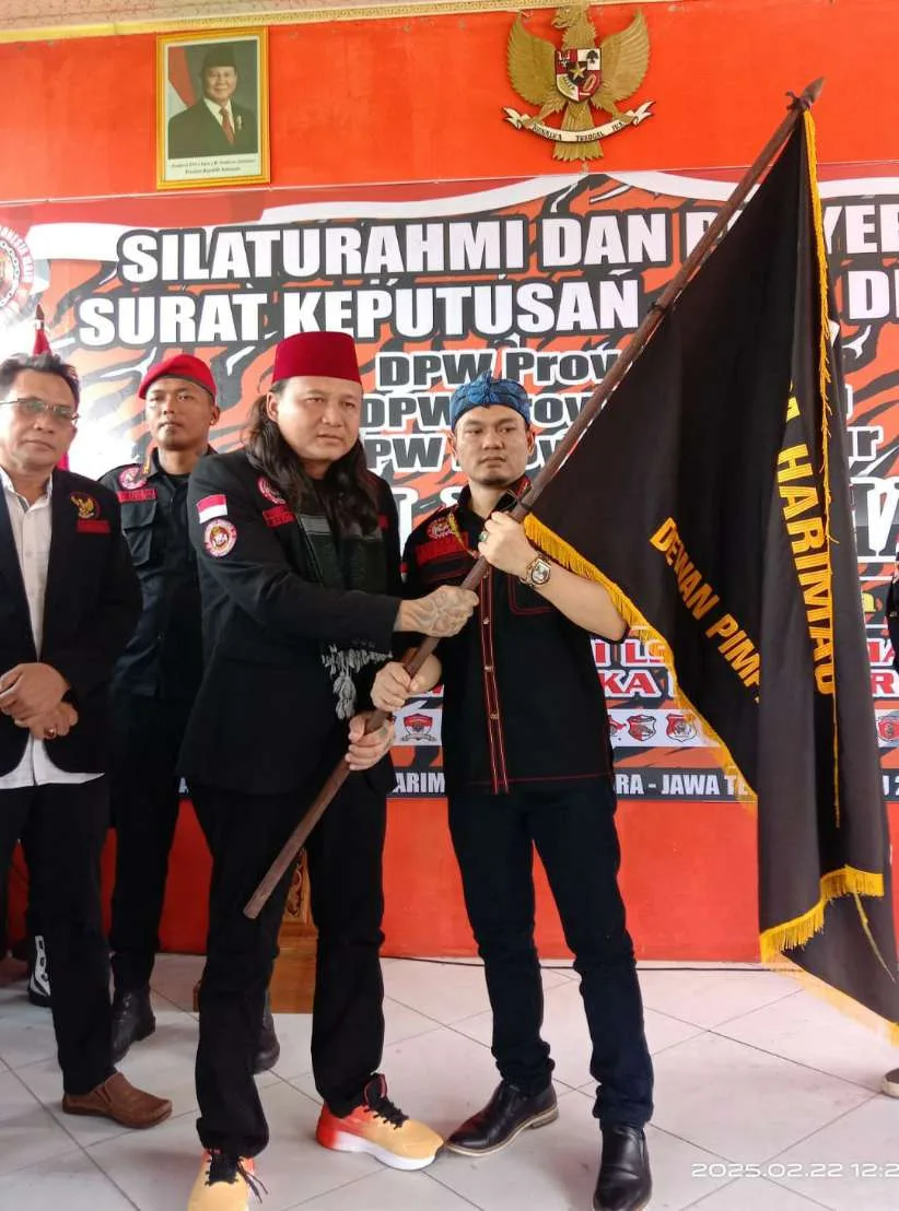 DPP LSM Harimau Serahkan SK Definitif Kepada 3 DPW Berjalan Lancar, Berikut Harapan Ketua Umum