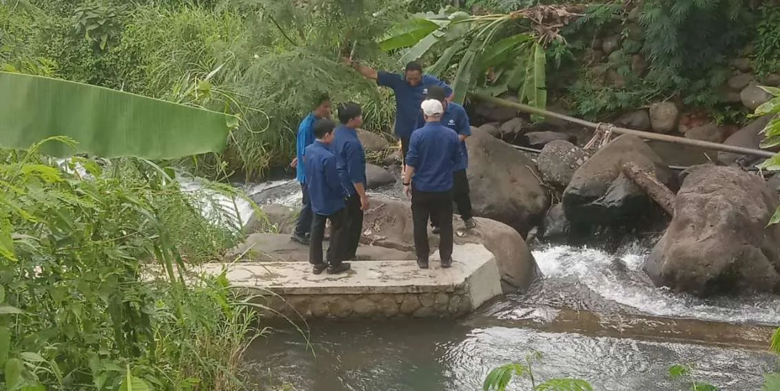 Dirut PDAM Tirta Galuh Ciamis Monitoring Pengecekan Sumber Mata Air 