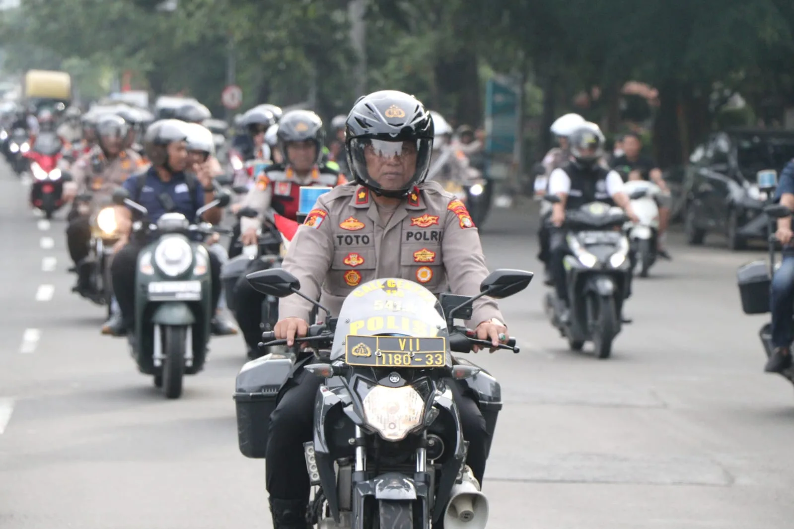 Jam Rawan Kemacetan, Kapolres Metro Tangerang Kota Patroli Bersama Tim Urai Kemacetan